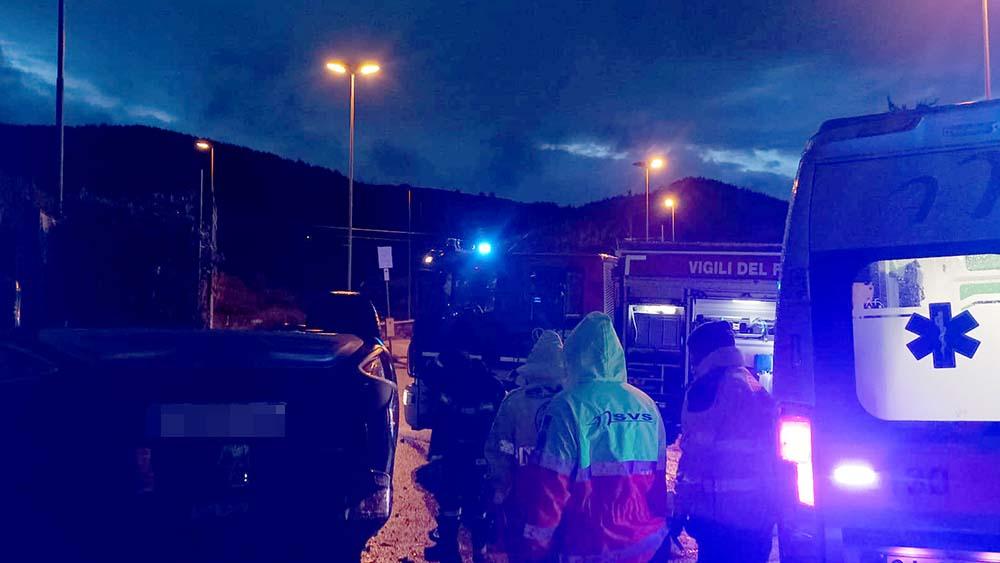 Si Ribalta Con Lauto In Via Del Littorale