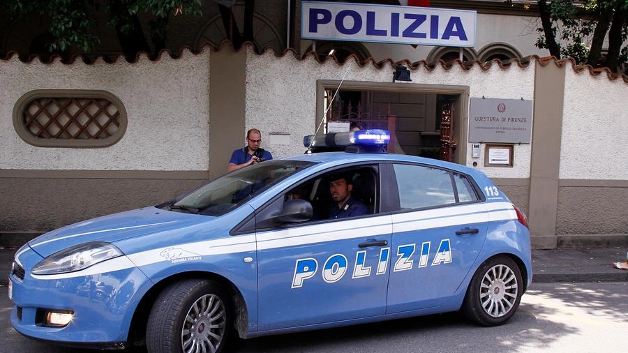 Una volante della polizia