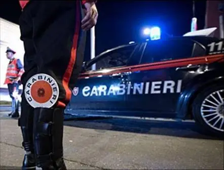 Livorno, auto investe sedicenne in scooter e non si ferma, caccia al pirata