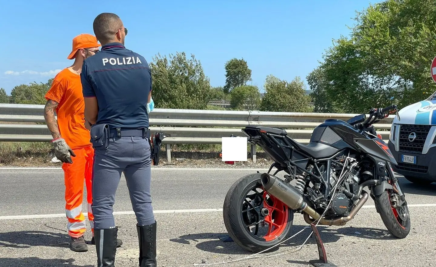 Incidente in Fipili, amputata gamba: stava andando in Sardegna con la fidanzata