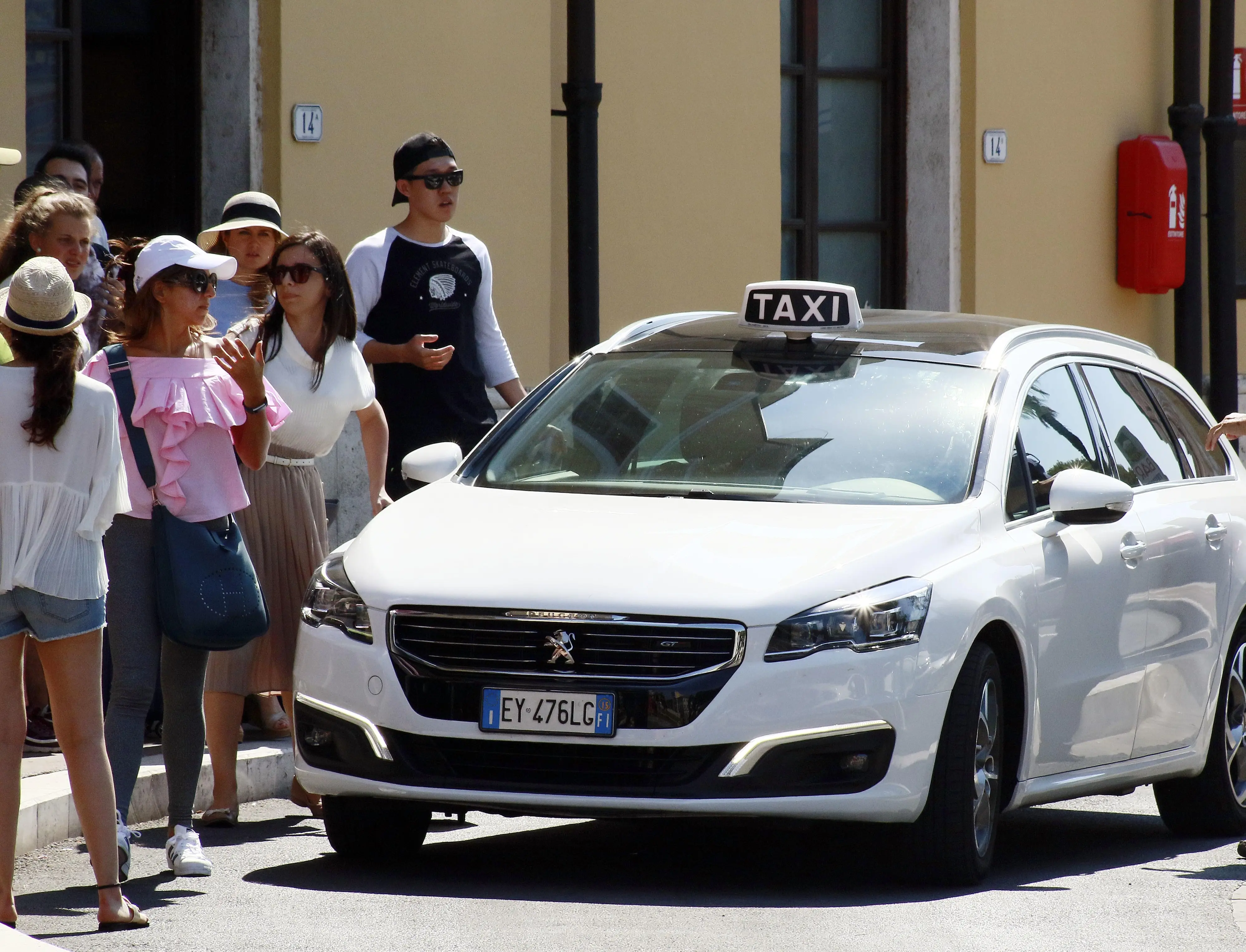 Taxi-scuola, parte il servizio Come presentare la domanda