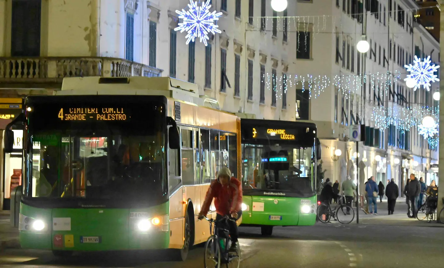 Bus, a Livorno restano le tariffe agevolate. Prezzi bloccati fino a dicembre 2025