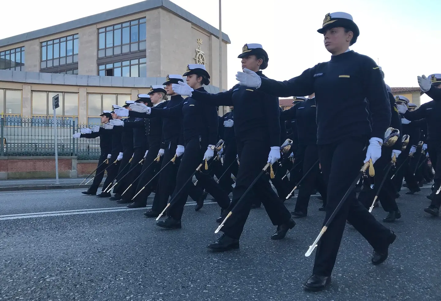 Accademia Navale, il giuramento: le prove della sfilata in strada, novità 2017 / FOTO