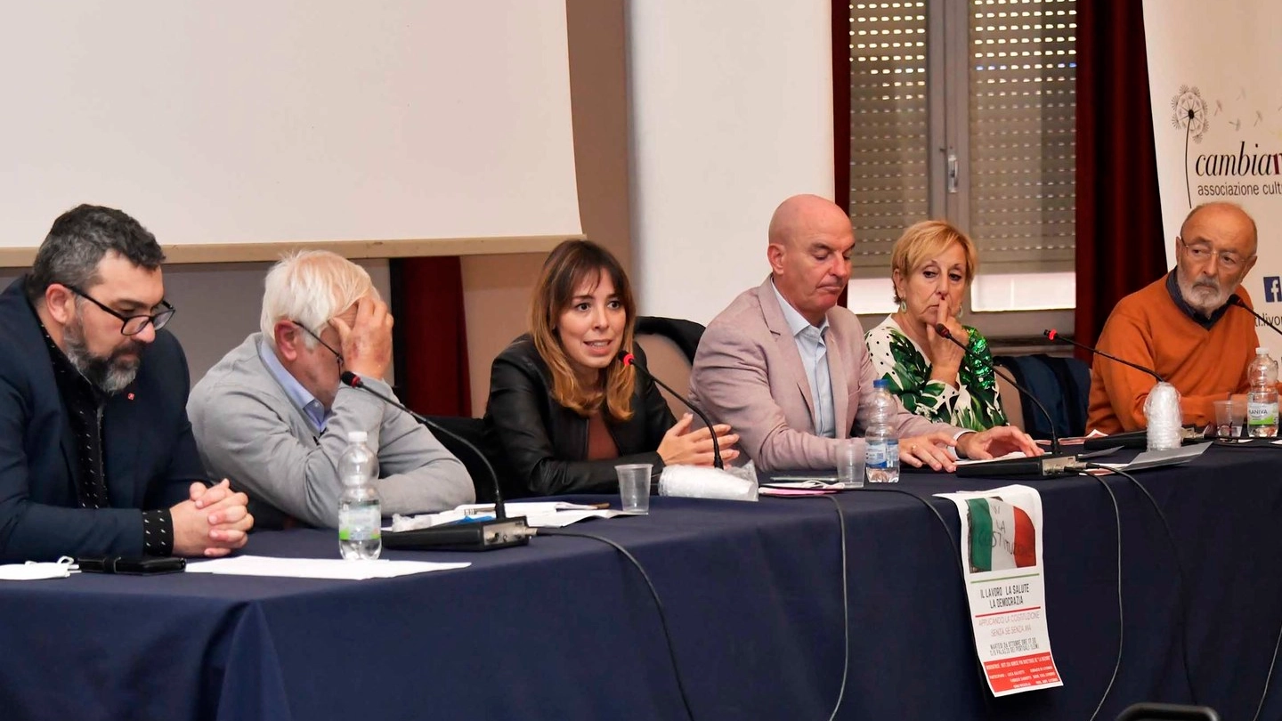 Livorno, il dibattito al Lem coordinato dalla direttrice de La Nazione Agnese Pini