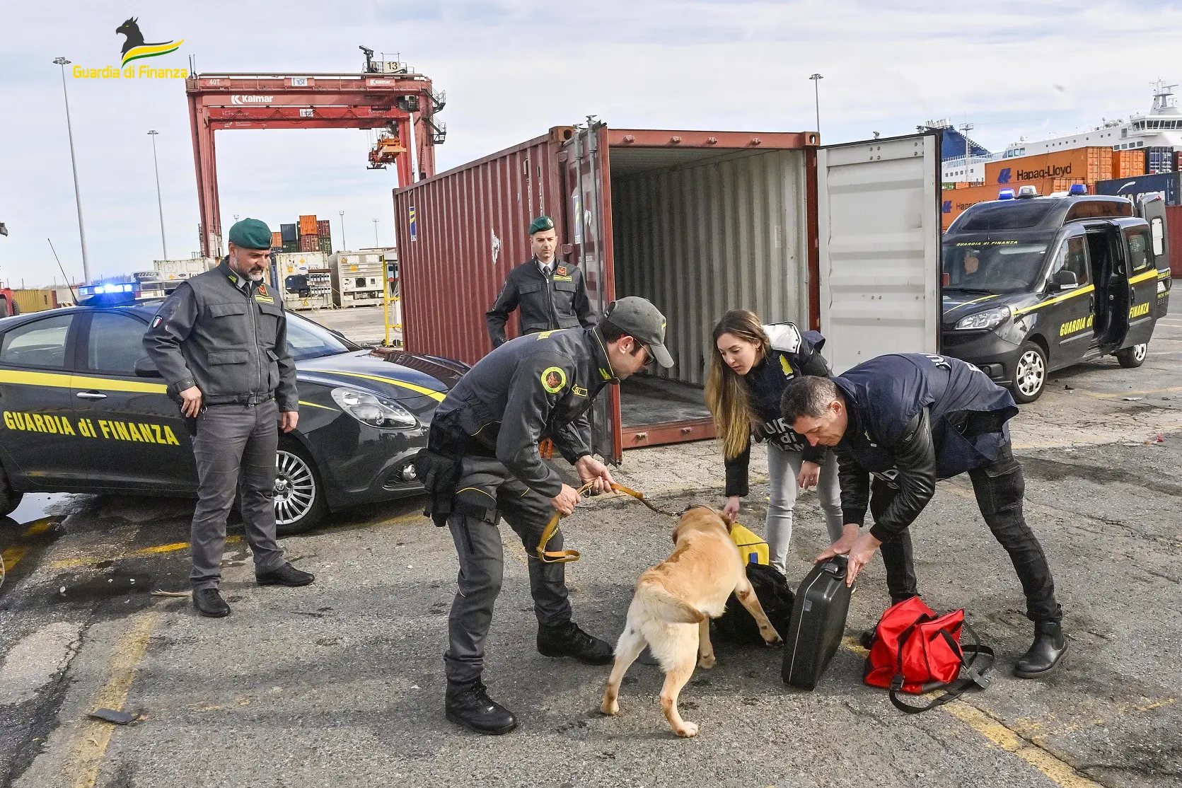 Livorno: sequestrati al porto 9 chili di cocaina