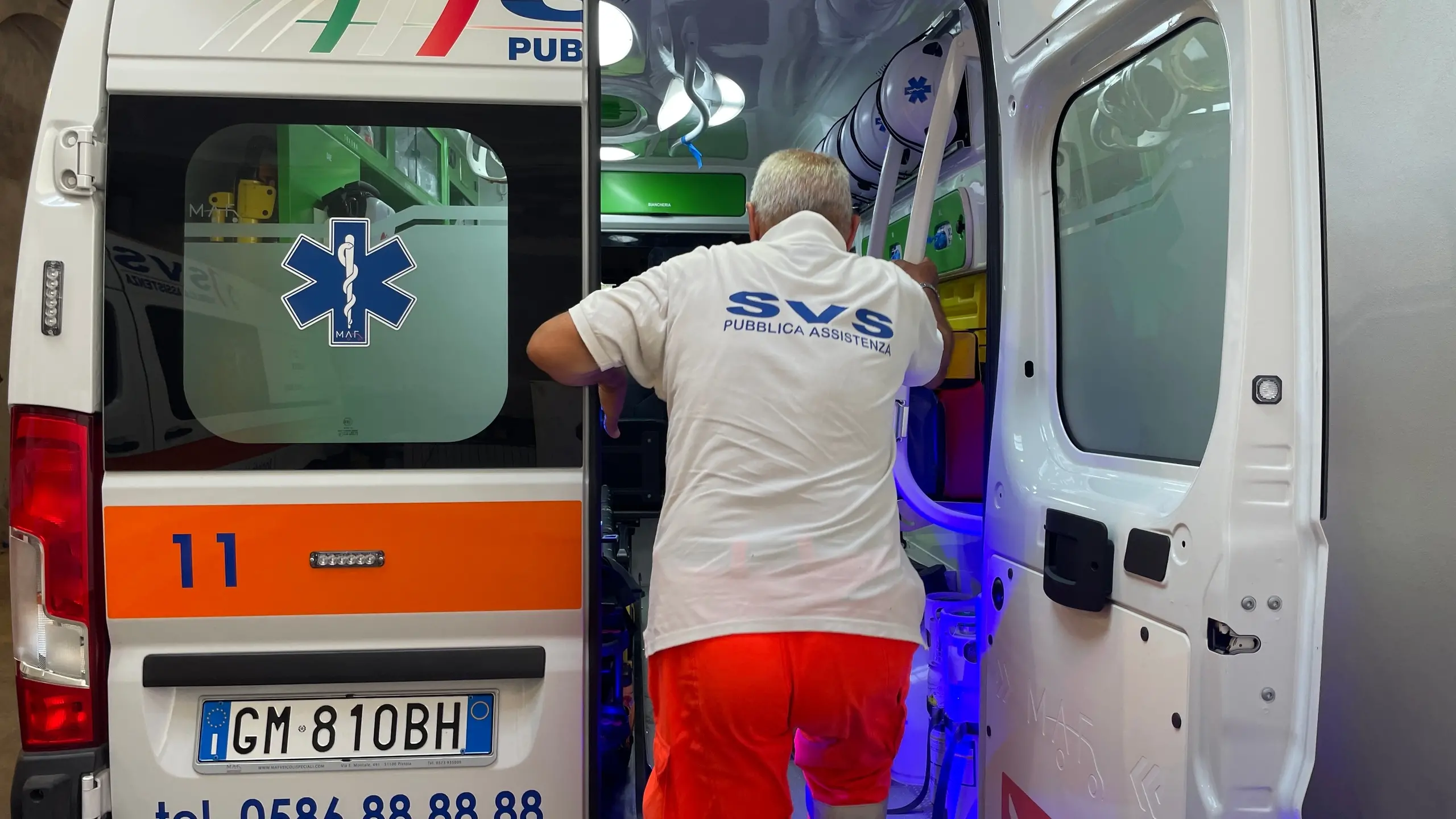 Incidente Sul Lavoro, Muletto Travolge Operaio: Soccorso In Codice Rosso