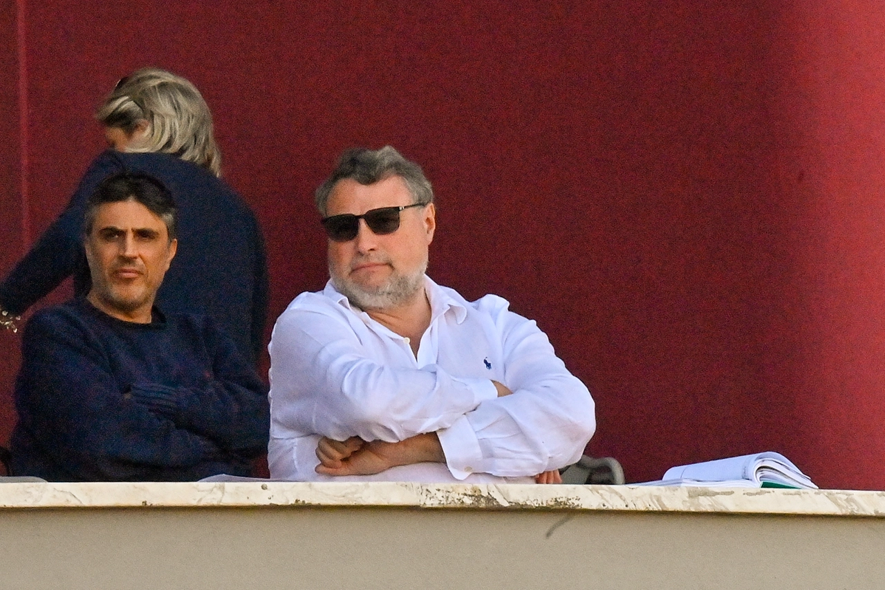 Joel Esciua in tribuna (Foto Novi)