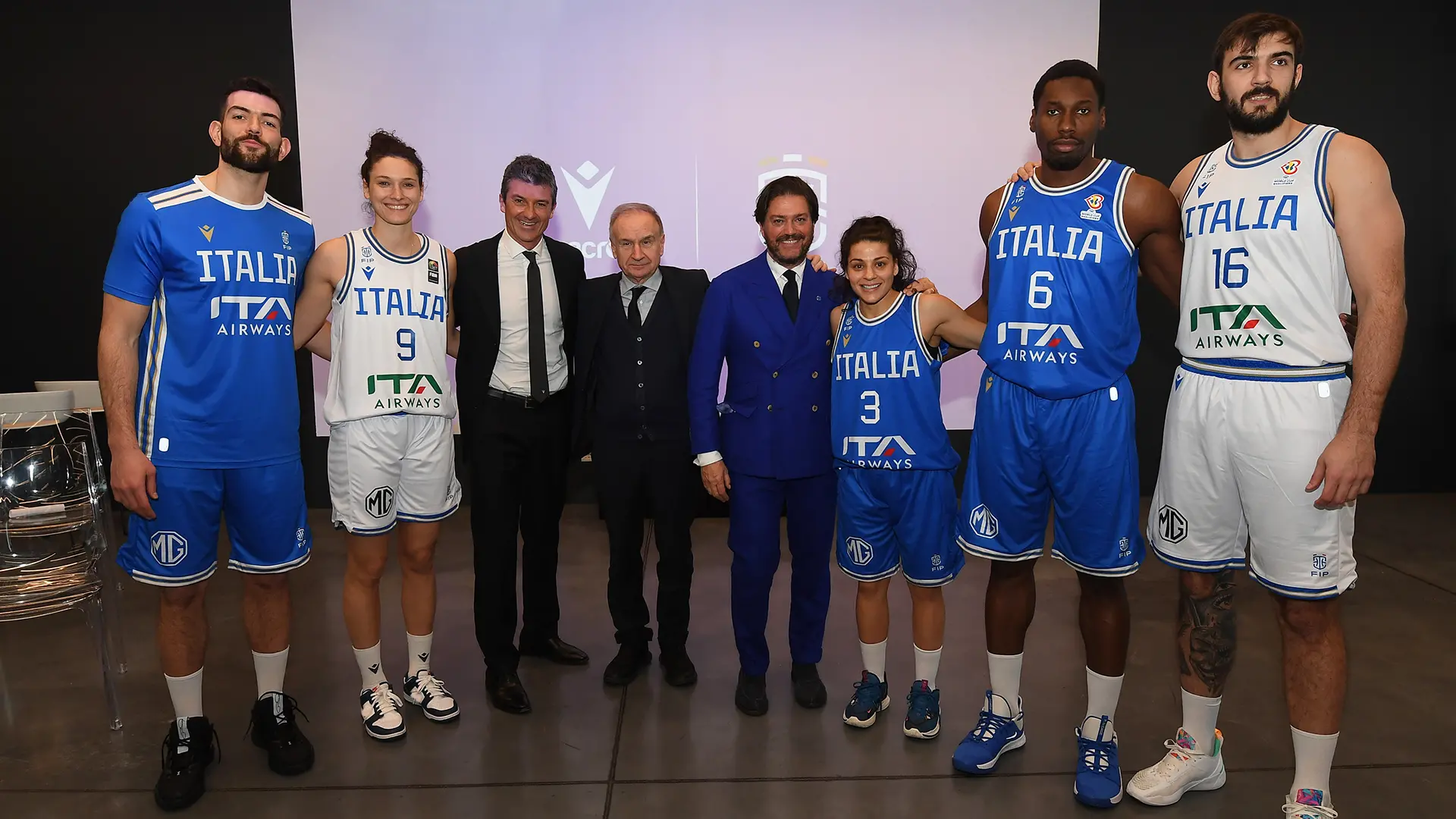 Basket, ecco le nuove maglie della Nazionale: debutteranno a Livorno