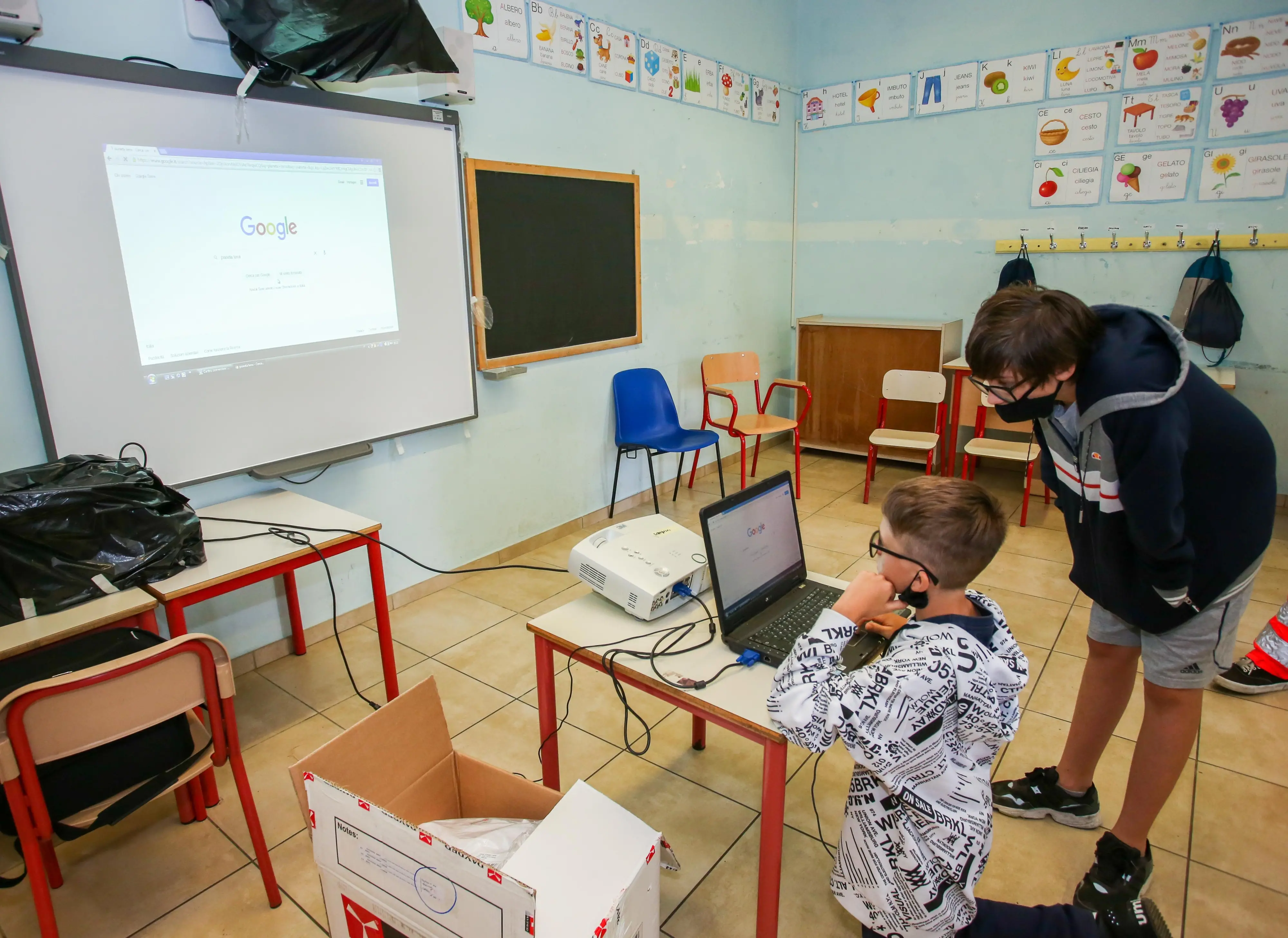 Covid, chiusa scuola primaria