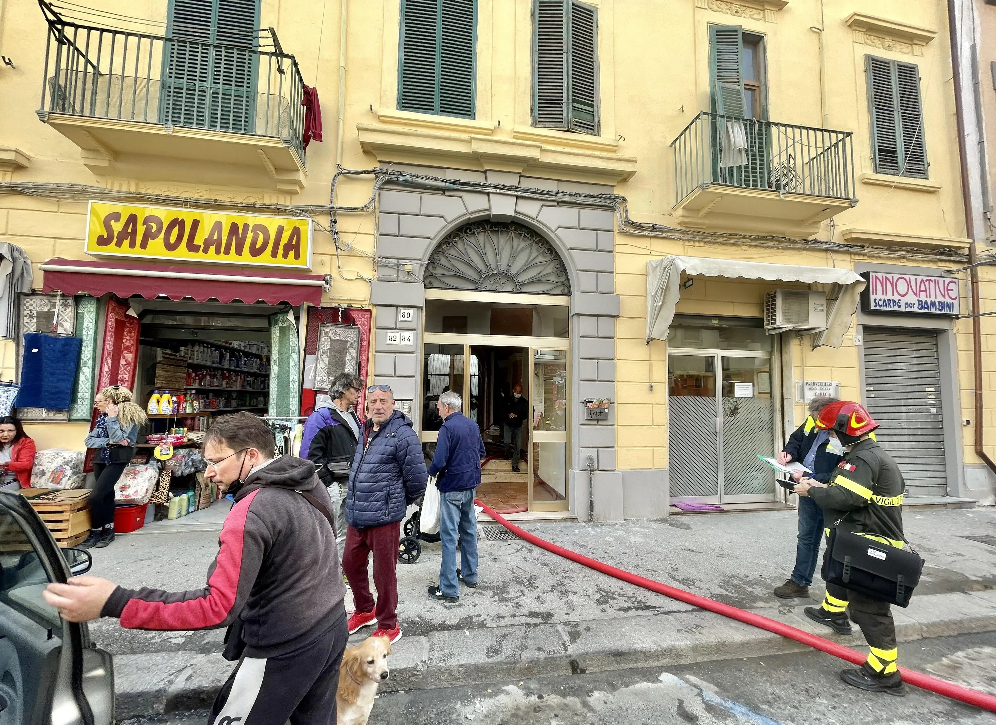 Incendio distrugge un’abitazione