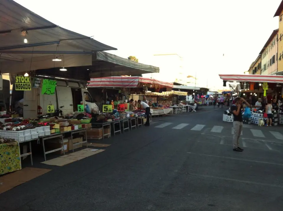 Ambulanti, protesta al mercato del venerdì