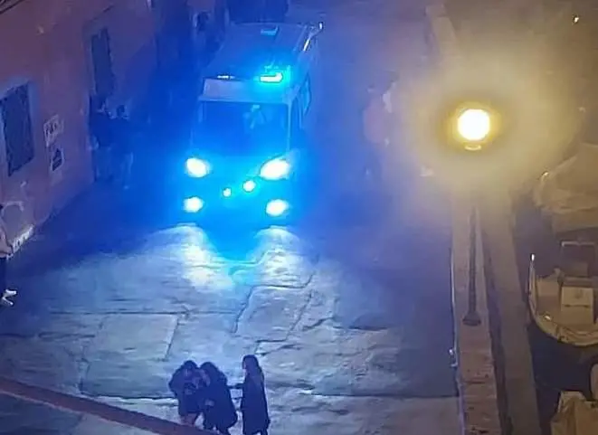 Rissa tra ragazzi nel quartiere Venezia Cittadini protestano