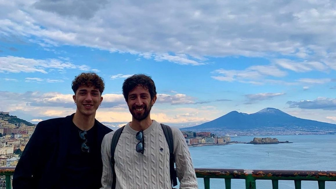 Alessandro Donati, a destra, accanto al fratello Francesco che gioca nell'Empoli