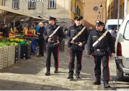 Controlli straordinari dei carabinieri in centro