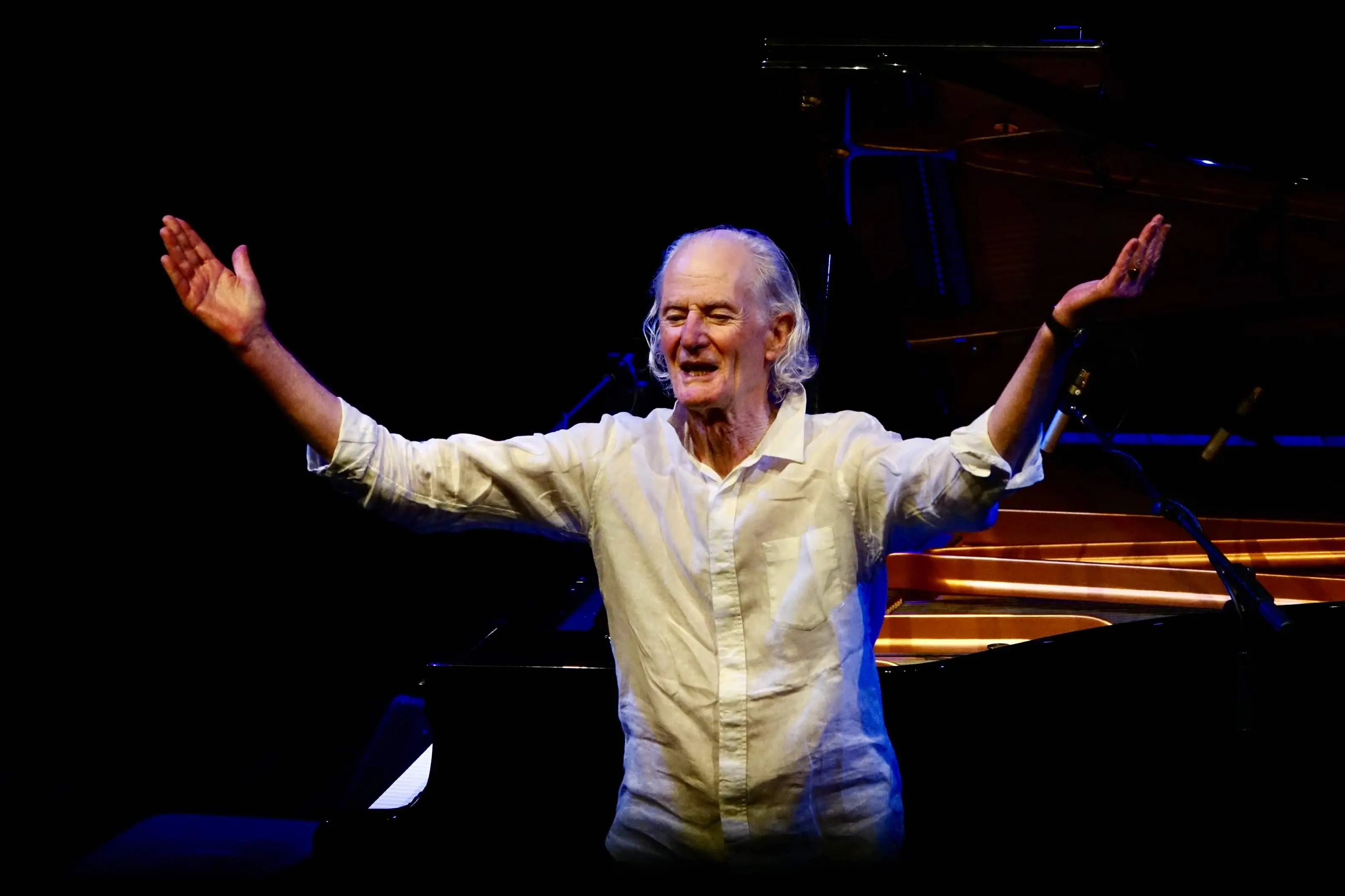 Il concerto di Peter Hammill al Puccini di Firenze