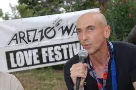 Arezzo Wave torna alle origini: la “nuova scala musicale” del Festival unisce tradizione e innovazione