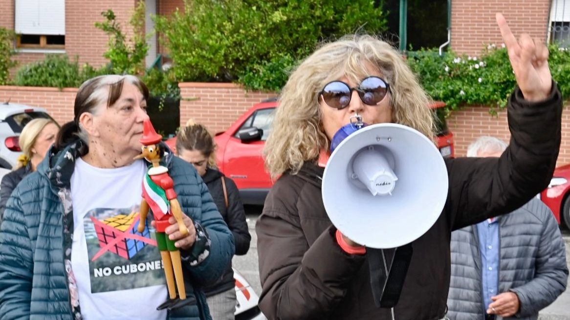 La protesta contro  il "Cubone" (Novi)