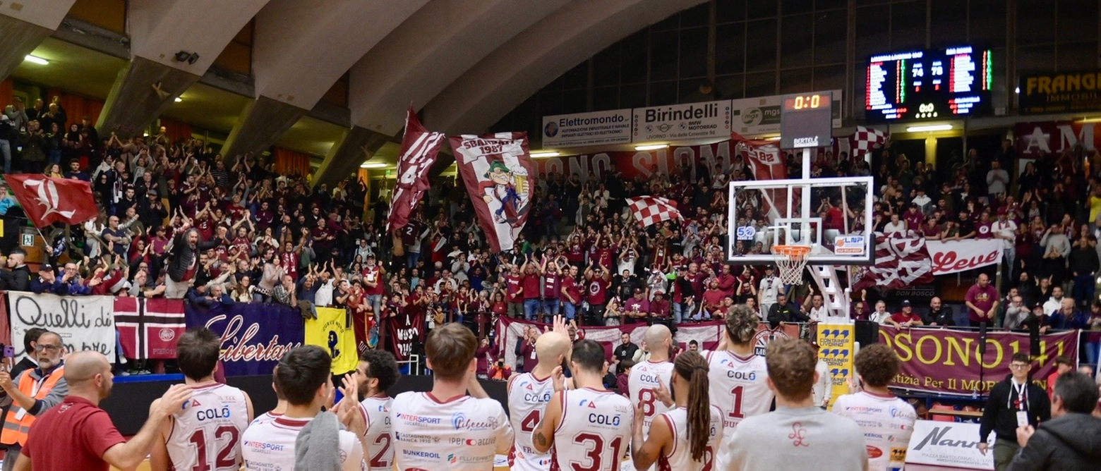 Gara in bilico fino alla fine. La squadra di Andreazza non sfigura contro una delle grandi protagoniste del campionato di A2. Finisce 74-78