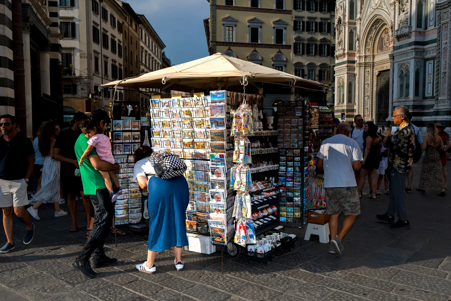 Firenze, quando il turismo diventa soffocante. Le foto di Camilla Fatticcioni