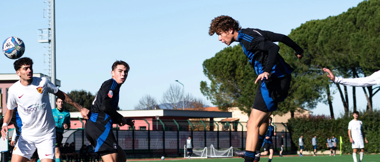 I nerazzurri cadono all'ultimo minuto della ripresa e scivolano al quinto posto