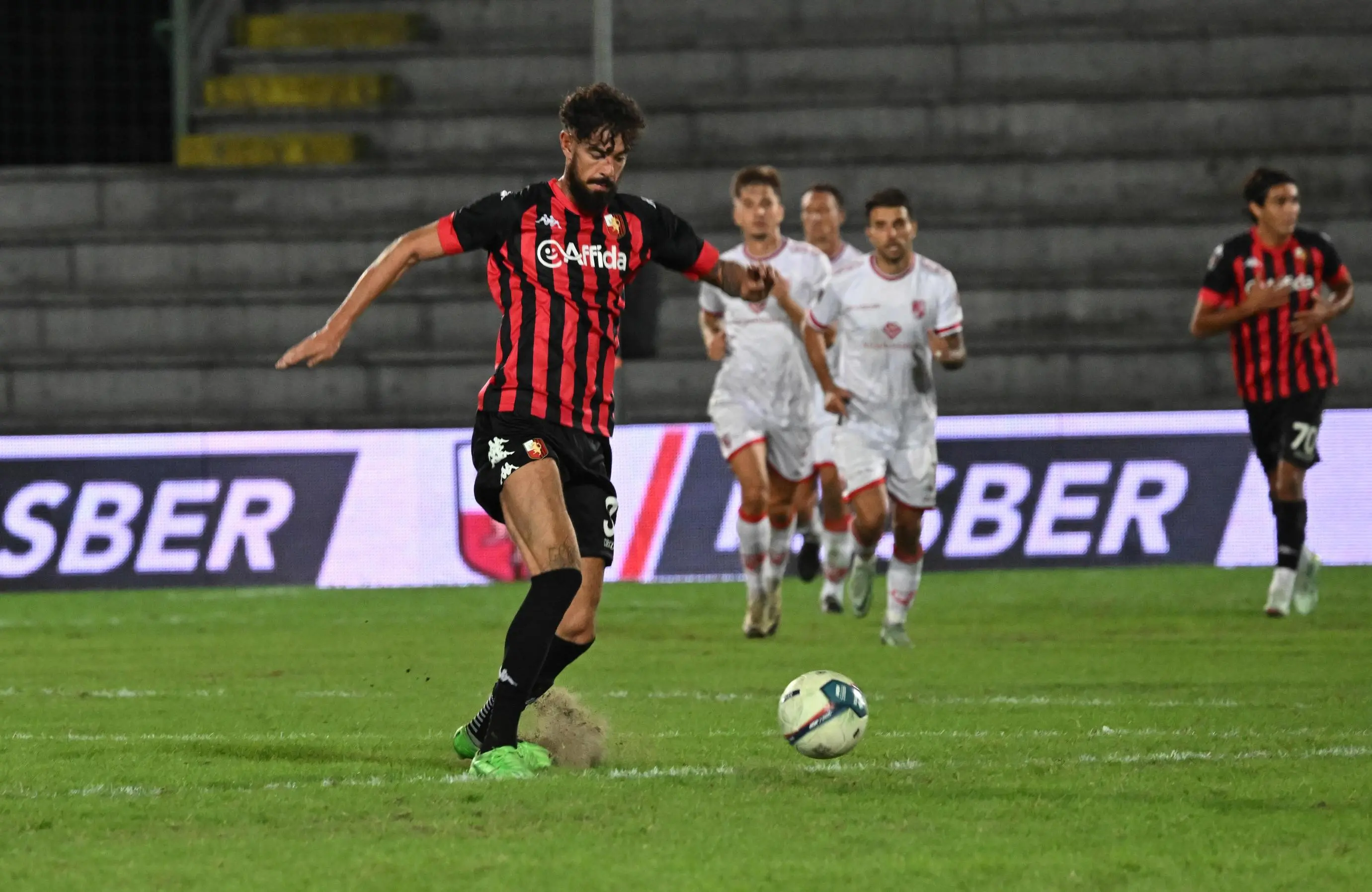 Lucchese - Il nuovo guaio rossonero. Altra "tegola": si è fermato Gasbarro