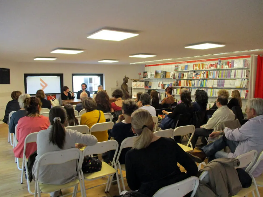 “ Il coraggio delle donne” esperienze e voci di donne che hanno raccontato la loro storia alla Feltrinelli