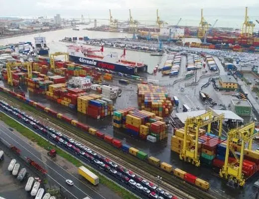 Cresce il traffico merci su rotaie. Il porto di Livorno è più sostenibile