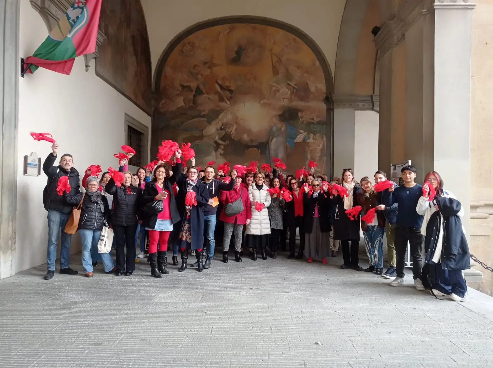 Contro la violenza sulle donne gli operatori di Santa Maria Nuova ci mettono la faccia