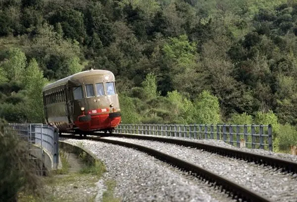 Il treno dei desideri Pisa-Volterra-Cecina. Riparte il tavolo al Ministero