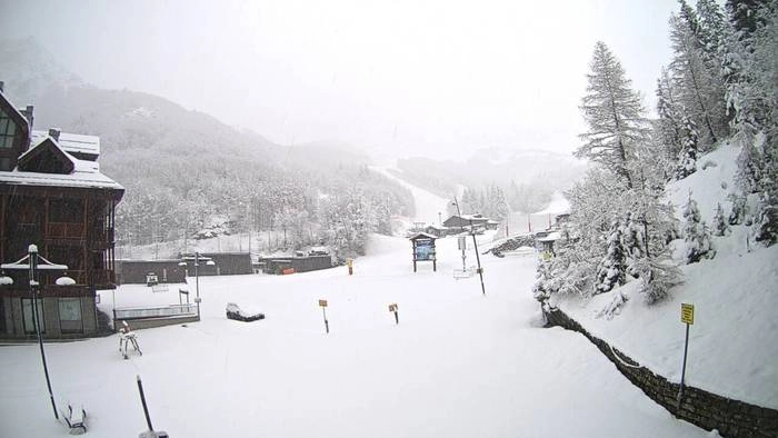 Da prossima settimana le temperature tenderanno ulteriormente a calare. L’Abetone si prepara alla stagione: “A breve le prime nevicate della stagione. Attendiamo fiduciosi”