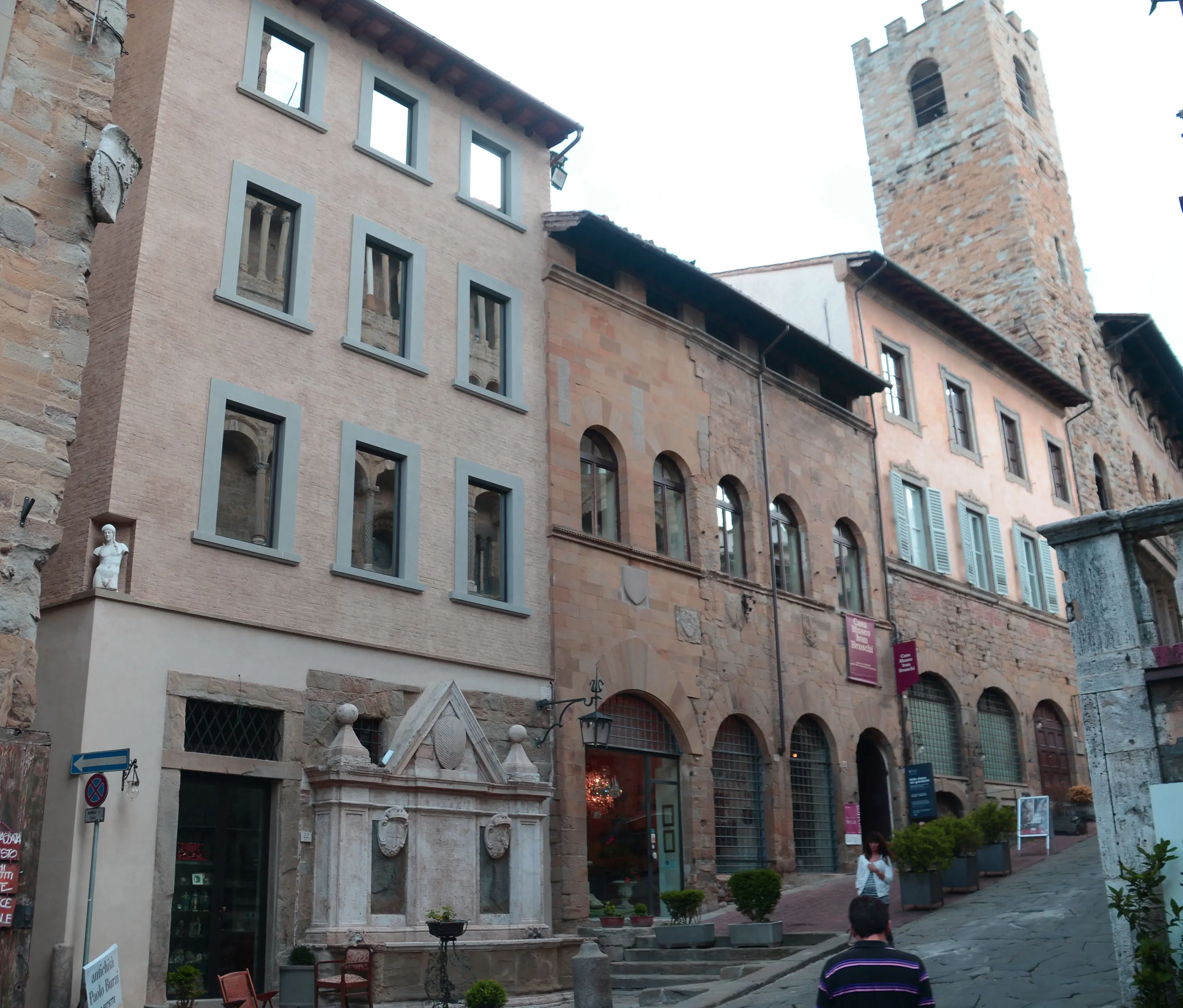 Spettacoli, presentazioni di libri e letture vasariane: da “Ottobrì” a “Racconta la Casa Museo”