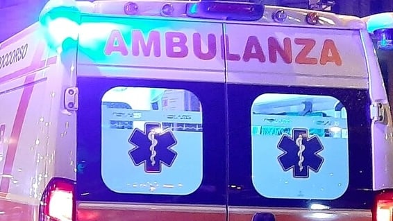 Un'ambulanza